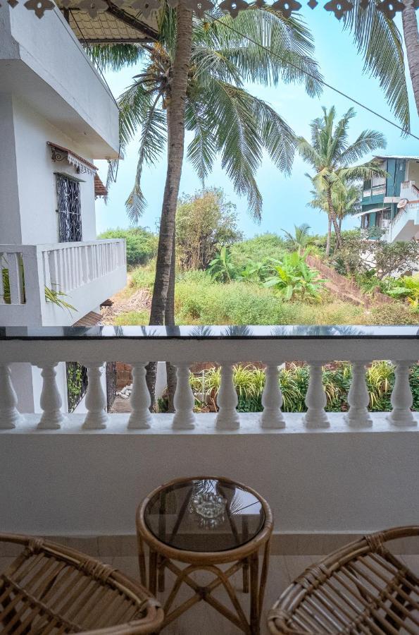 Shanu'S Seaside Inn - A Family-Run Guesthouse Just 100 Metres From Candolim Beach Exterior foto