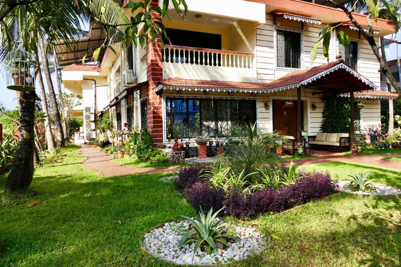 Shanu'S Seaside Inn - A Family-Run Guesthouse Just 100 Metres From Candolim Beach Exterior foto