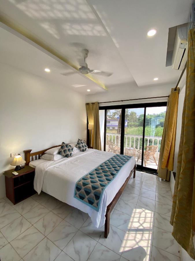 Shanu'S Seaside Inn - A Family-Run Guesthouse Just 100 Metres From Candolim Beach Exterior foto