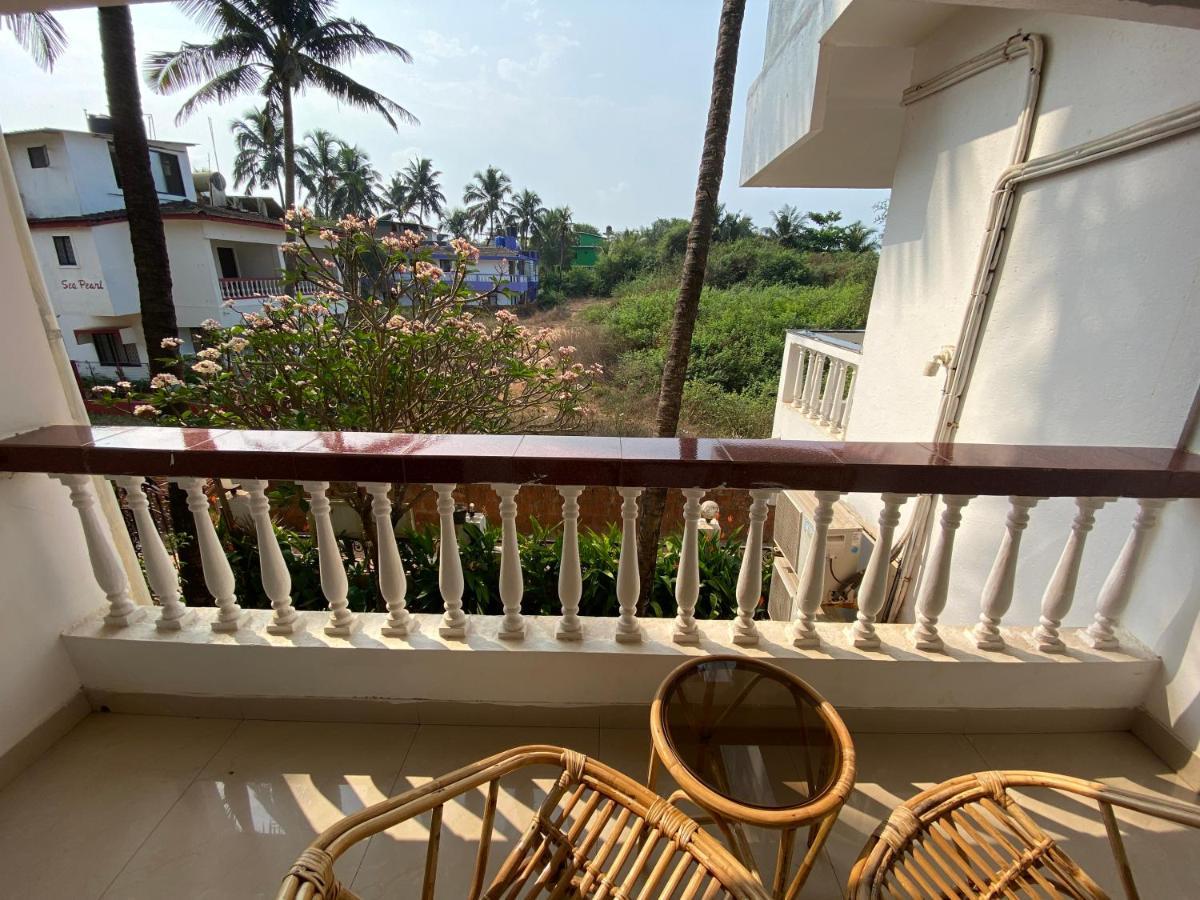 Shanu'S Seaside Inn - A Family-Run Guesthouse Just 100 Metres From Candolim Beach Exterior foto